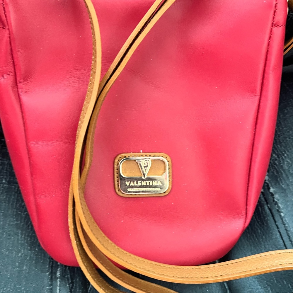 Red Valentina - Picture 3 of 4